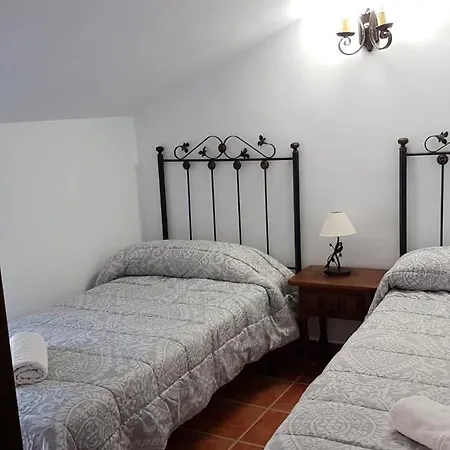 Cortijo La Laguna Шале Ронда